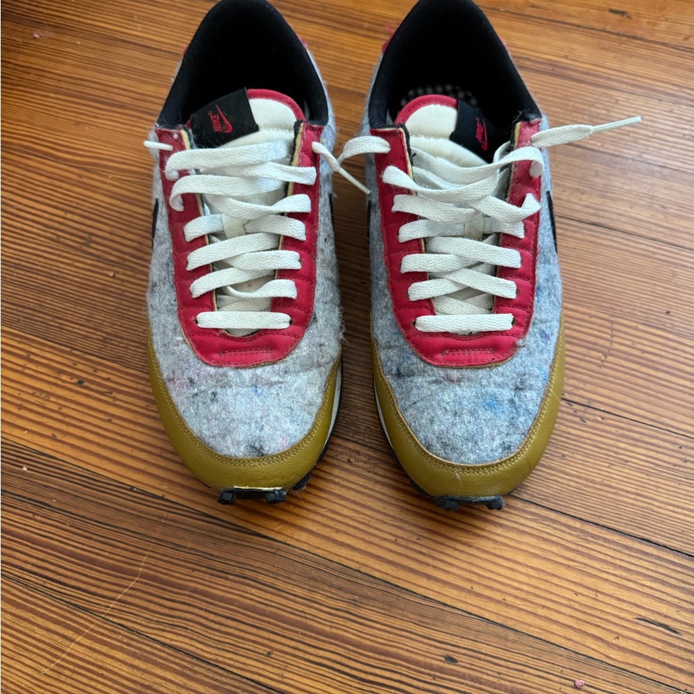 Nike Daybreak Sneakers
